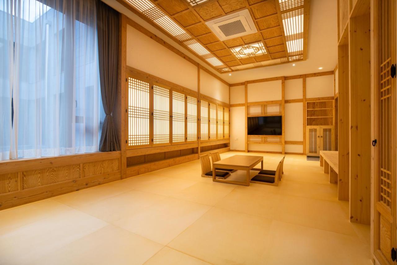 Jeonju Tourist Hotel Kkotsim Экстерьер фото